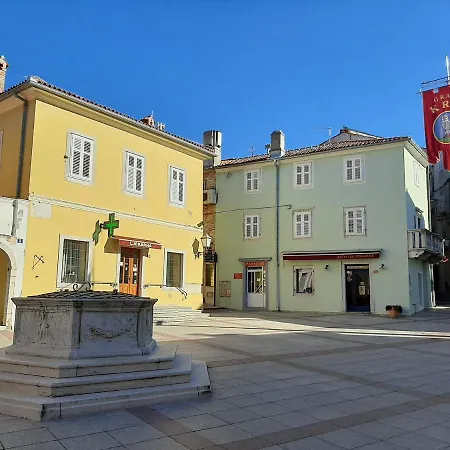 Family Anna °4 In The Centre Of Krk Apartman *