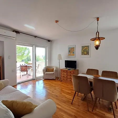 Family Anna °4 In The Centre Of Krk Apartman Krk Town